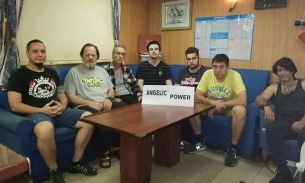 Επιστρέφουν στην Αθήνα οι επτά από τους εννέα Έλληνες ναυτικούς του Angelic Power